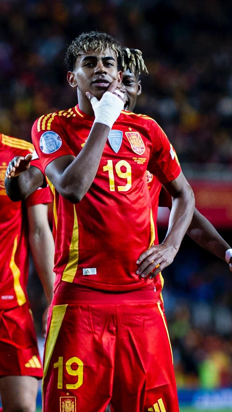 快船惜败森林狼，哈登独砍34分撑场，伦纳德下半场失常，其余球员表现低迷（快船憾负森林狼：哈登轰34分苦撑，伦纳德下半场失准，队友整体低迷）