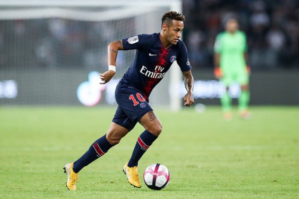 斯诺克英锦赛：斯佳辉6-0零封瑞恩，晋级16强（斯佳辉6-0横扫瑞恩，强势晋级英锦赛16强）