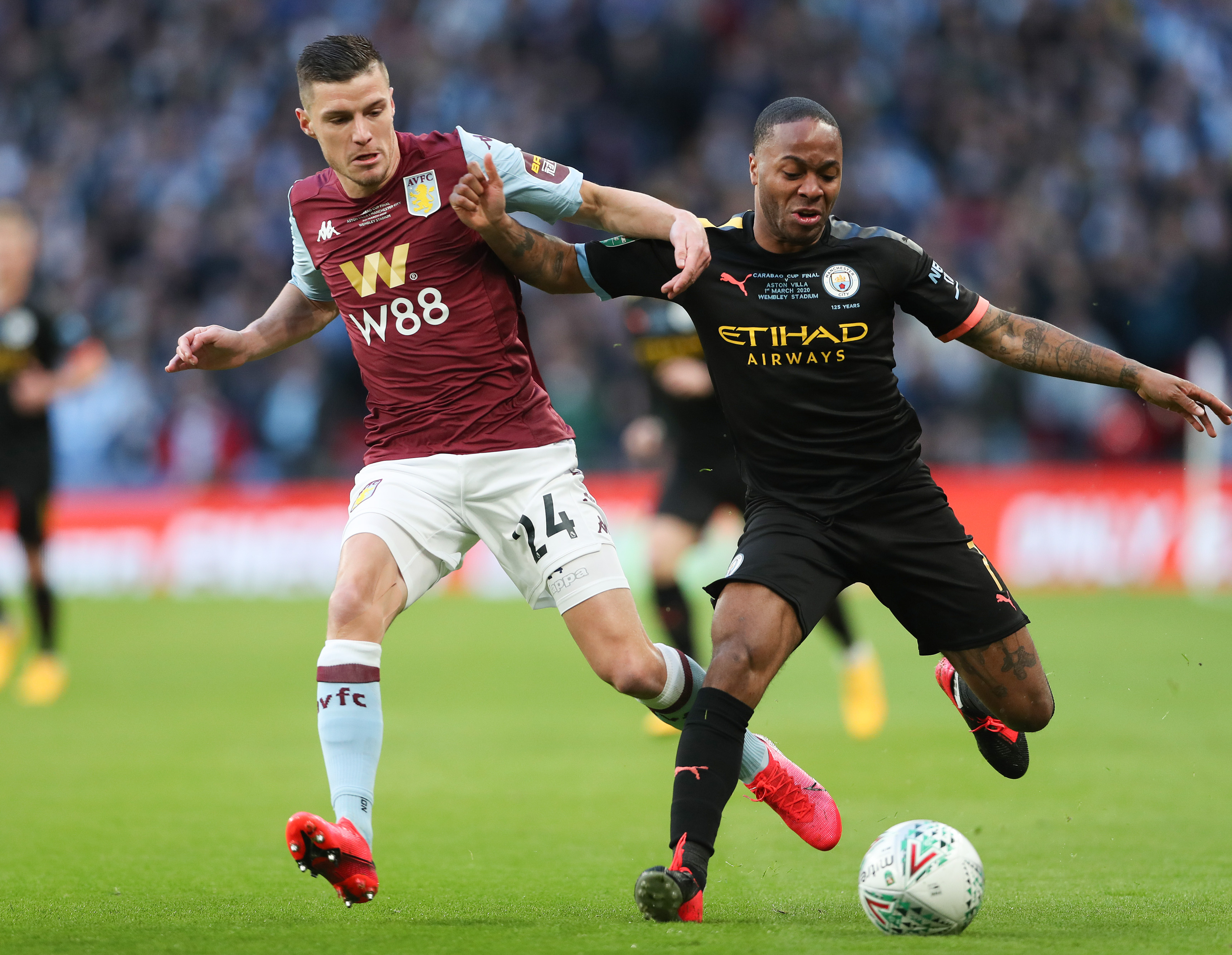 阿莫林：C罗的批评？我们应关注未来；伤病少主要是比赛少（阿莫林回应C罗批评：应聚焦未来；伤病减少主要因比赛更少）